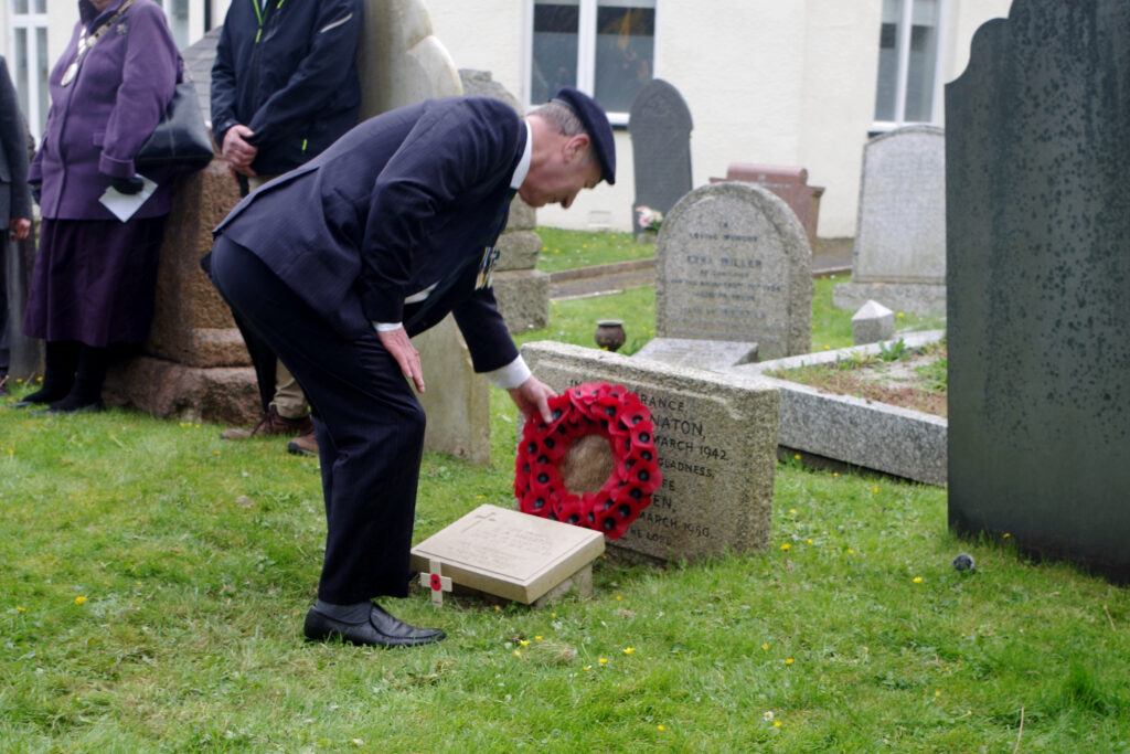 Major Barrie Corfield lays a wreath at the grave of George Manaton. Both were members of the Inns of Court regiment, one of the oldest in the British Army. Picture: ©Kate Pearce